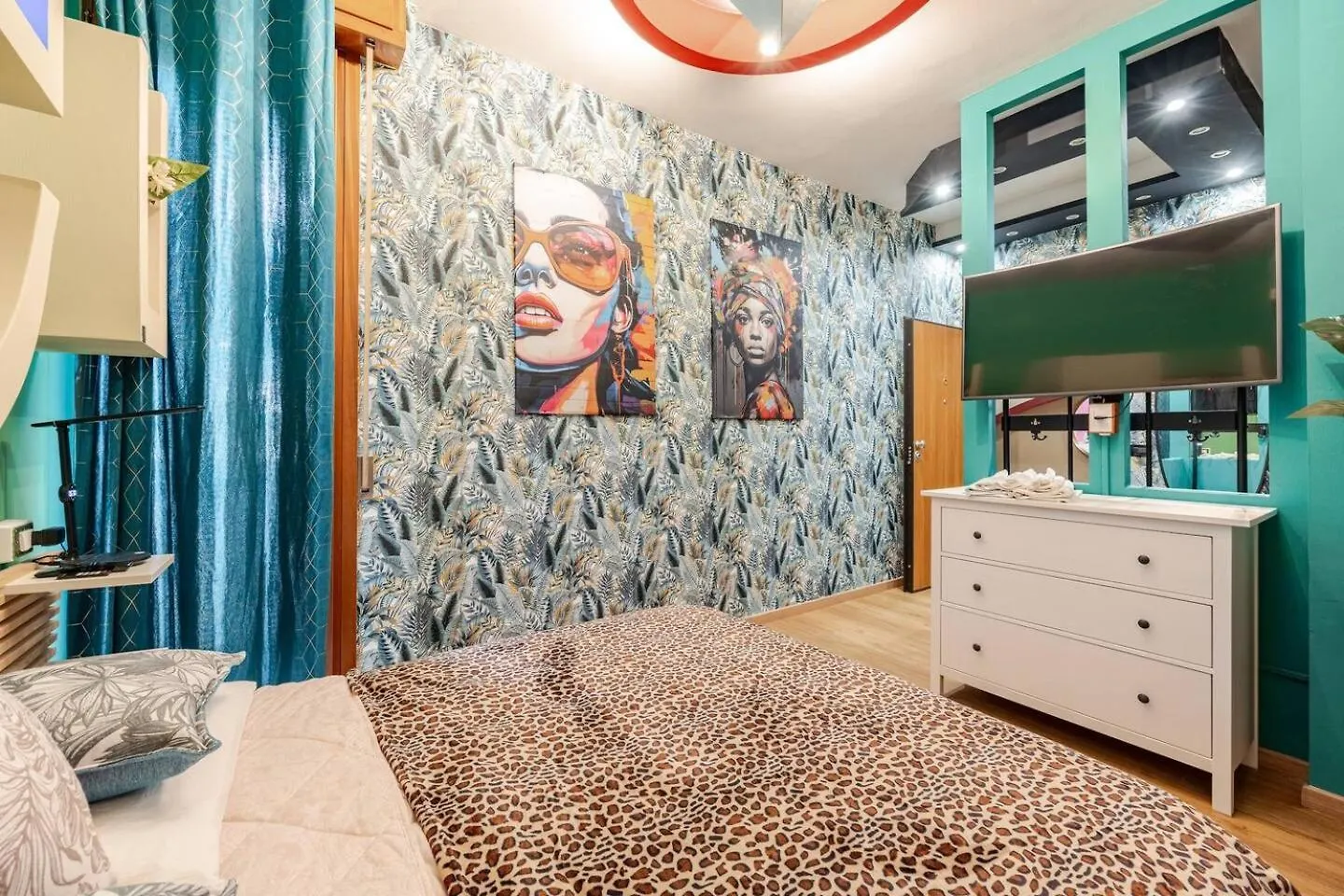 Flytosuite Tripla Confort Bagno In Camera Bolonia 0*,  Italia